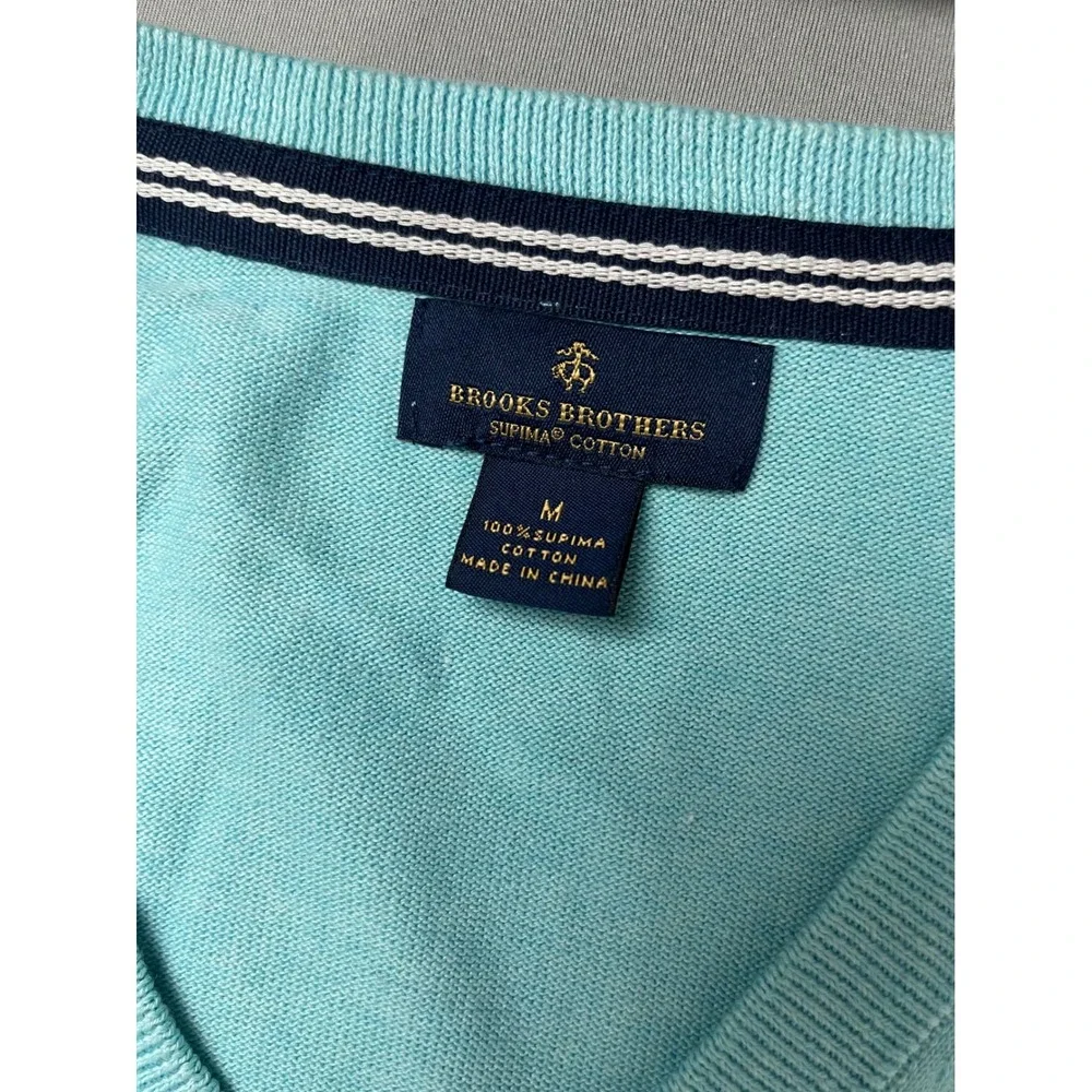 Brooks Brothers‎ Mens V-Neck Sweater Light Blue Supima Cotton Size M Logo Knit